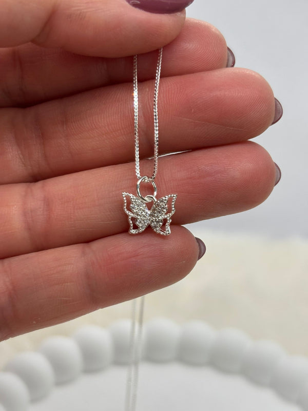 Colar Borboleta Cravejada