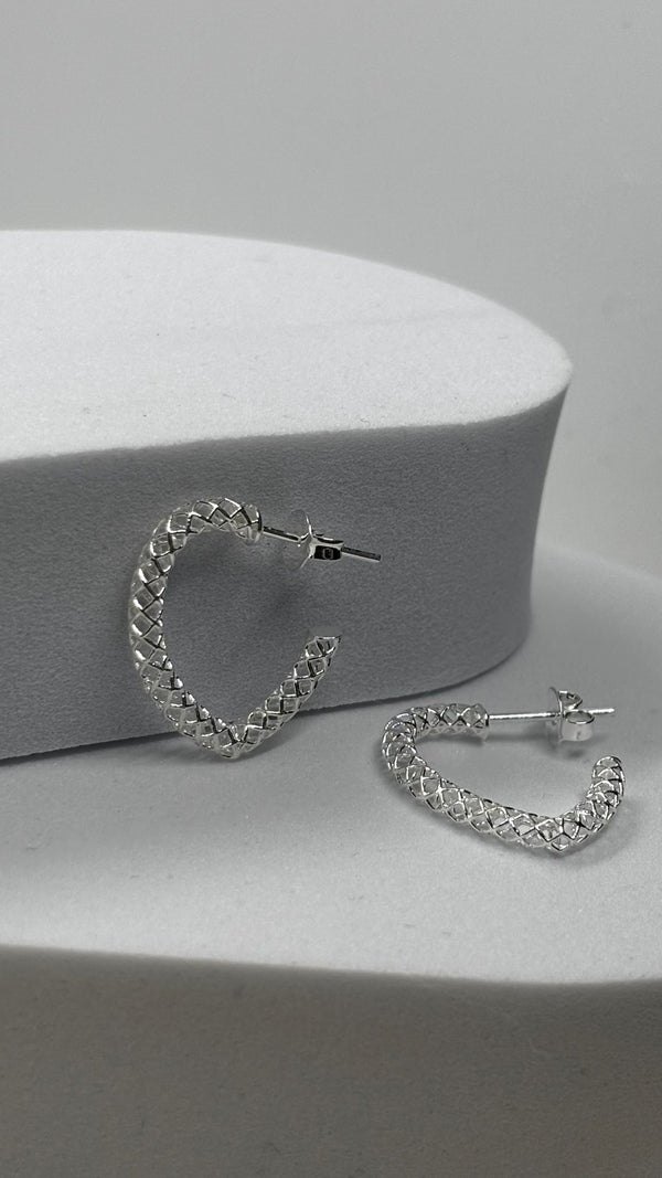 Brinco Coração Rendado