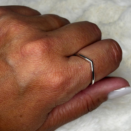 Anel Liso V
