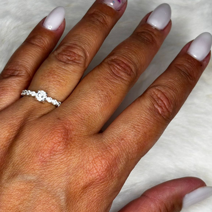 Anel Solitário Essência