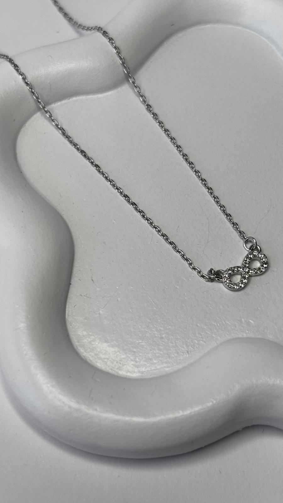 Colar Infinito